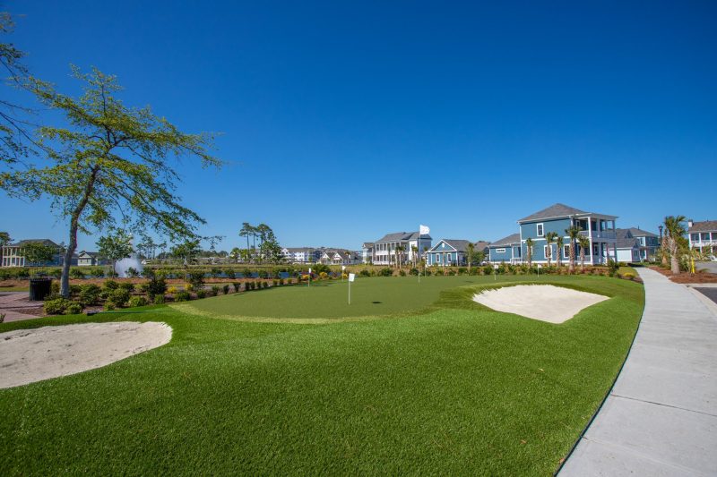 Golf putting green at living dunes